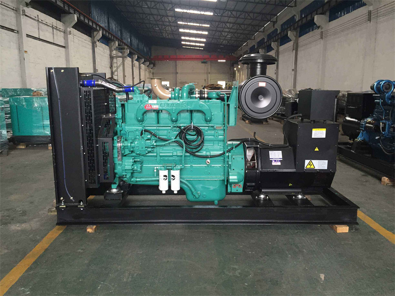 乐都柴油发电机组过载运行时降低转速有哪些注意事项？